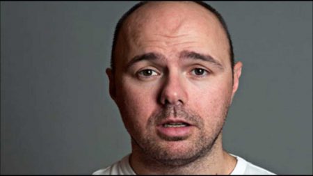 Karl Pilkington - head like an orange