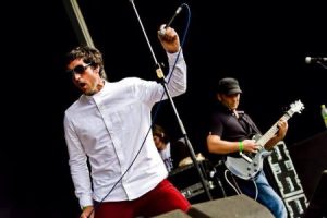 Council House Opera - Warme song review